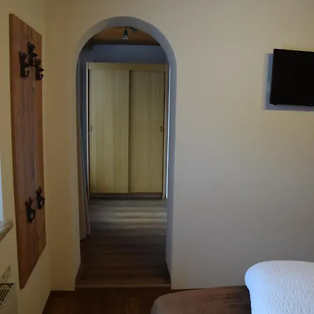 Haus Weitenstich * زيل أم زيلر