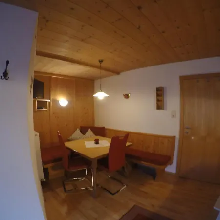 Haus Weitenstich Apartman *